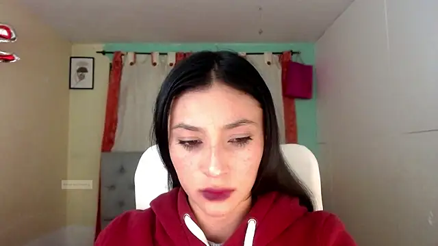 Snapshot of vale_miel chatting on November 28, 2025, 3:17 am vale miel online show from November 28, 2025, 3:17 am