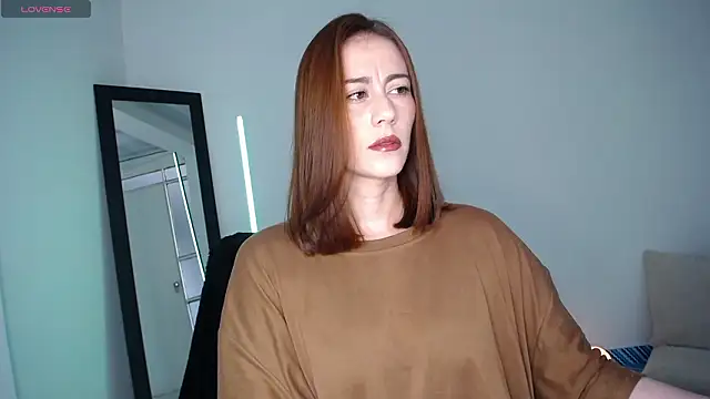 Snapshot of ANASTASIA_DOLL8 chatting on February 6, 2026, 5:42 pm ANASTASIA DOLL8 online show from February 6, 2026, 5:42 pm