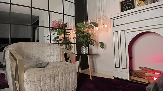 floraginette online show from March 3, 2026, 6:15 pm