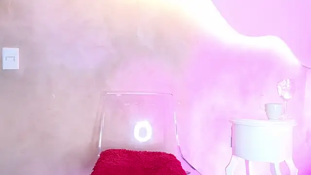 GingerMoon  online show from April 8, 2026, 4:08 pm