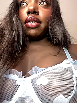 alissradiante1 online show from November 23, 2025, 2:43 am