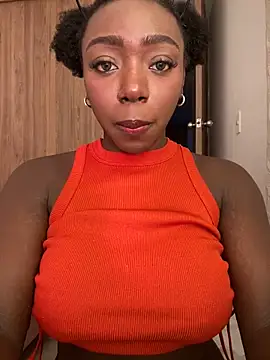 alissradiante1 online show from October 30, 2025, 3:49 am