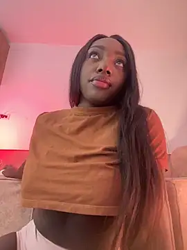 alissradiante1 online show from March 25, 2026, 4:23 am