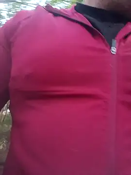 CloudyMuscleBeefy online show from September 11, 2025, 6:08 pm