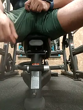 CloudyMuscleBeefy online show from September 15, 2025, 1:17 am