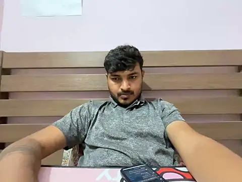 midnight 24 online show from November 11, 2025, 4:57 pm