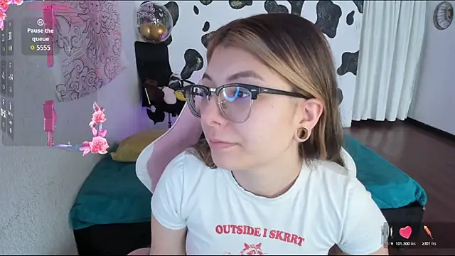 abbie jensen  online show from December 19, 2025, 5:04 pm