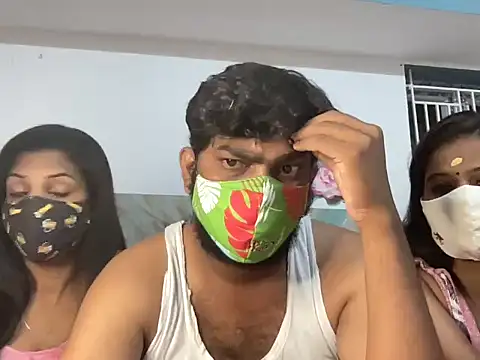 Snapshot of Tamil_india_couples_ chatting on May 25, 2026, 6:28 pm Tamil india couples online show from May 25, 2026, 6:28 pm