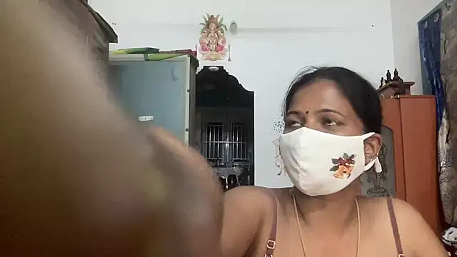 Snapshot of Tamil_india_couples_ chatting on June 26, 2026, 5:41 pm Tamil india couples online show from June 26, 2026, 5:41 pm