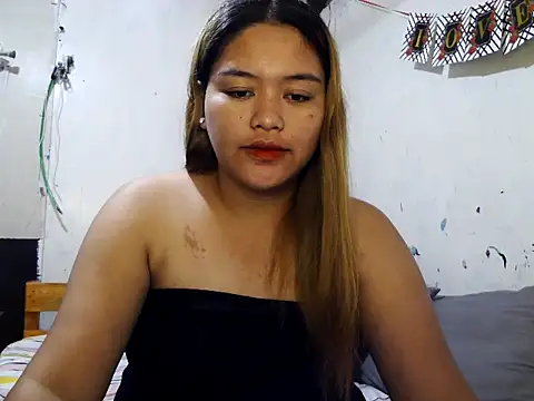 Snapshot of Pinaymiccah26 chatting on March 15, 2026, 5:47 am Pinaymiccah26 online show from March 15, 2026, 5:47 am