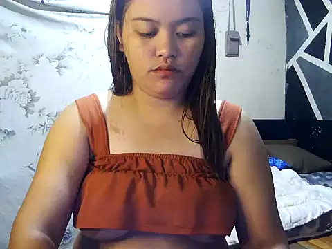 Pinaymiccah26 online show from October 14, 2025, 6:36 am