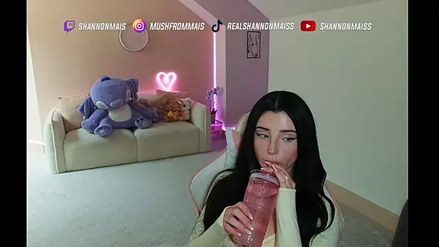 itsmais online show from October 27, 2025, 1:12 pm