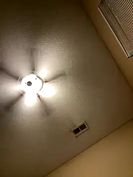 Snapshot of El_matatan_XD123 chatting on September 9, 2025, 5:50 am El matatan XD123 online show from September 9, 2025, 5:50 am