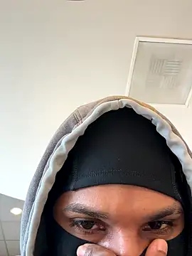 Snapshot of El_matatan_XD123 chatting on December 2, 2025, 7:37 pm El matatan XD123 online show from December 2, 2025, 7:37 pm