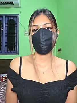 Isha Sax online show from April 7, 2026, 7:04 pm