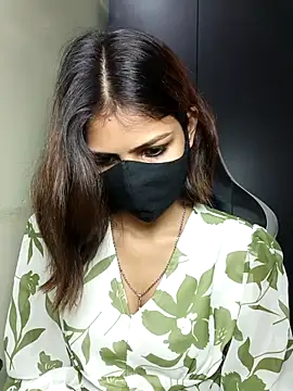 Snapshot of Isha_Sax chatting on October 4, 2025, 6:15 am Isha Sax online show from October 4, 2025, 6:15 am