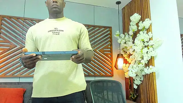 Snapshot of MarcusBlack_ chatting on February 11, 2026, 12:16 pm MarcusBlack online show from February 11, 2026, 12:16 pm