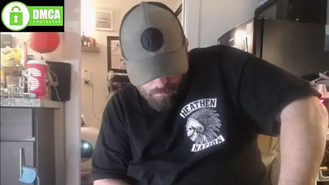 Snapshot of Thumper_ss chatting on December 2, 2025, 1:28 am Thumper ss online show from December 2, 2025, 1:28 am