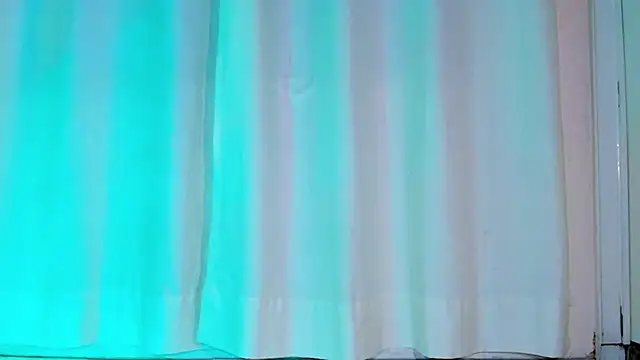 Snapshot of owen-stone chatting on June 25, 2026, 5:12 am owen-stone online show from June 25, 2026, 5:12 am