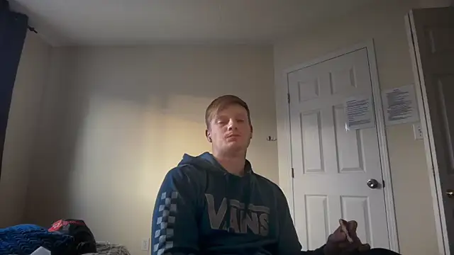 lustylyndon online show from March 22, 2026, 12:47 am