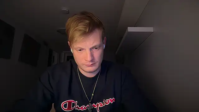 lustylyndon online show from March 21, 2026, 3:41 am