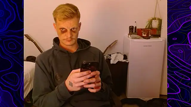 Snapshot of lustylyndon chatting on September 28, 2025, 5:25 am lustylyndon online show from September 28, 2025, 5:25 am