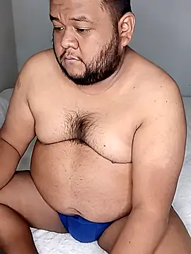 Osogaypardo online show from January 5, 2026, 9:07 pm