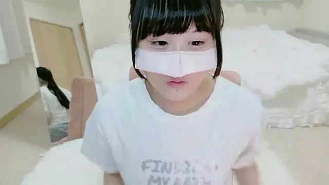 Snapshot of im_hina chatting on October 13, 2025, 1:12 pm im hina online show from October 13, 2025, 1:12 pm