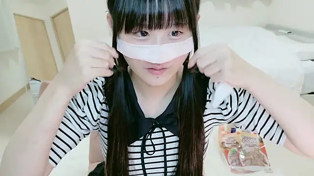 Snapshot of im_hina chatting on September 28, 2025, 6:15 pm im hina online show from September 28, 2025, 6:15 pm