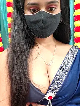 Snapshot of Aanya_hotty chatting on November 1, 2025, 3:39 pm Aanya hotty online show from November 1, 2025, 3:39 pm