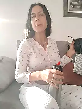 Snapshot of agustinalatina chatting on November 10, 2025, 8:52 am agustinalatina online show from November 10, 2025, 8:52 am