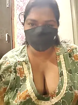 Liyaa 24 online show from April 18, 2026, 8:38 am