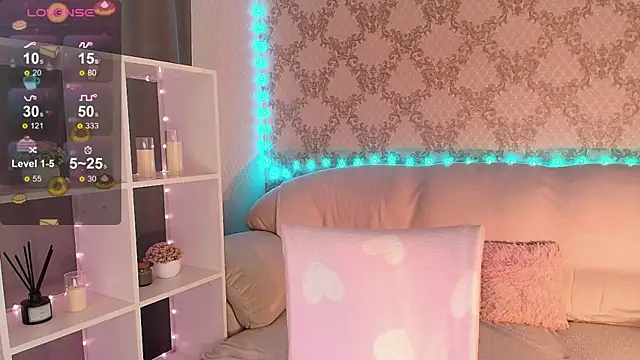 Snapshot of HolyMiax chatting on June 1, 2026, 3:29 am HolyMiax online show from June 1, 2026, 3:29 am