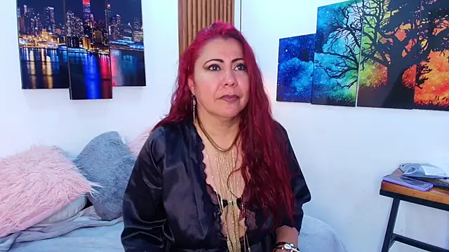 Snapshot of EmmaJhomson chatting on September 8, 2025, 8:19 pm EmmaJhomson online show from September 8, 2025, 8:19 pm