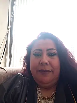 EmmaJhomson online show from April 14, 2026, 1:05 pm