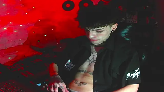 prince x dark online show from September 18, 2025, 6:49 am