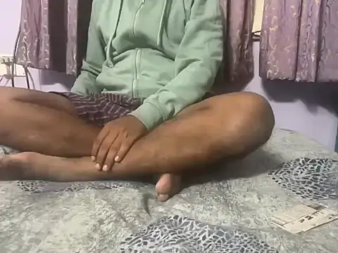 Snapshot of Matt6102 chatting on November 24, 2025, 5:57 pm Matt6102 online show from November 24, 2025, 5:57 pm