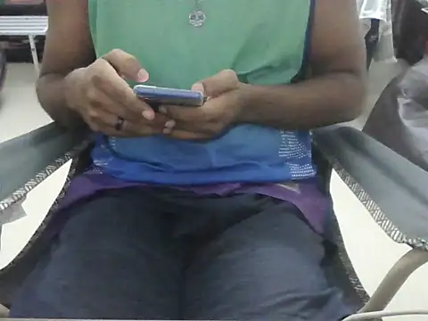 Snapshot of Matt6102 chatting on November 15, 2025, 2:26 am Matt6102 online show from November 15, 2025, 2:26 am