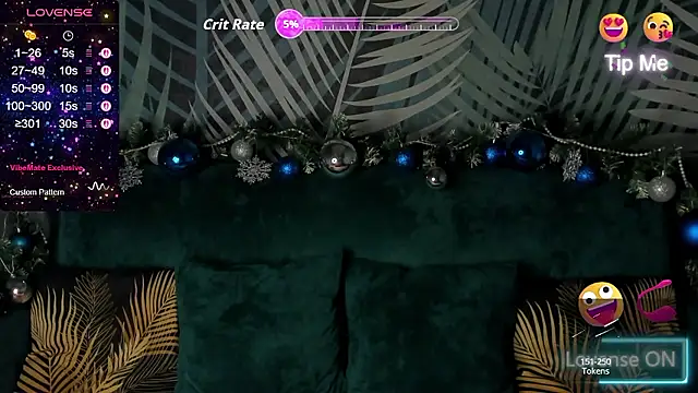 Snapshot of ChristyCrayme chatting on January 14, 2026, 10:13 pm ChristyCrayme online show from January 14, 2026, 10:13 pm