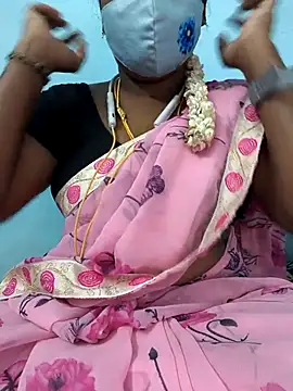 Snapshot of Tamil_riyalini12 chatting on November 2, 2025, 9:03 am Tamil riyalini12 online show from November 2, 2025, 9:03 am