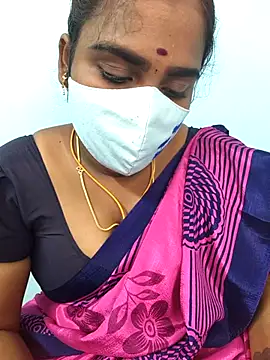 Snapshot of Tamil_riyalini12 chatting on December 15, 2025, 5:35 am Tamil riyalini12 online show from December 15, 2025, 5:35 am