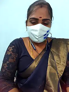 Snapshot of Tamil_riyalini12 chatting on January 13, 2026, 5:11 am Tamil riyalini12 online show from January 13, 2026, 5:11 am