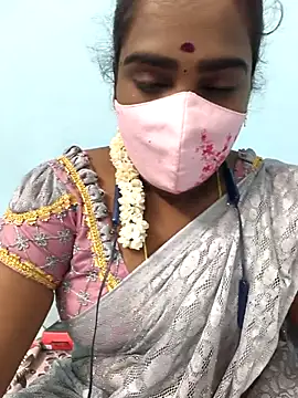 Snapshot of Tamil_riyalini12 chatting on October 22, 2025, 6:29 pm Tamil riyalini12 online show from October 22, 2025, 6:29 pm