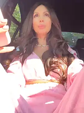 LunaBex online show from October 1, 2025, 7:46 am