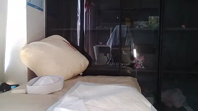 Snapshot of Hui521 chatting on September 9, 2025, 4:00 am Hui521 online show from September 9, 2025, 4:00 am