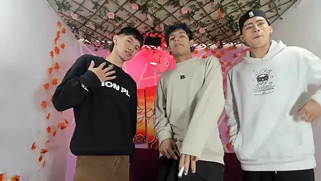 Bastian boyshot77 online show from September 15, 2025, 2:06 pm