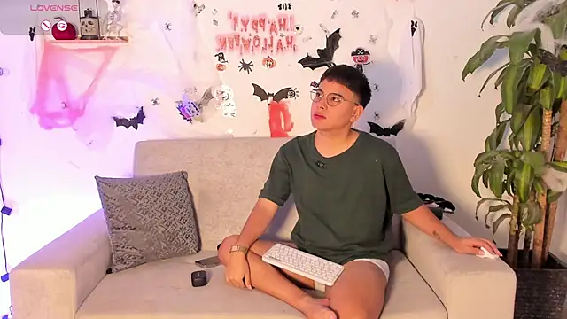 Young Ben online show from October 25, 2025, 11:49 pm