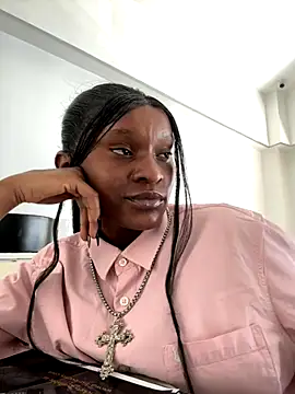 Lil-shawrie online show from October 7, 2025, 11:00 am