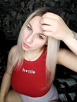 Snapshot of HoneyNelly chatting on February 7, 2026, 11:02 pm HoneyNelly online show from February 7, 2026, 11:02 pm