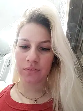 Snapshot of HoneyNelly chatting on February 7, 2026, 3:14 am HoneyNelly online show from February 7, 2026, 3:14 am